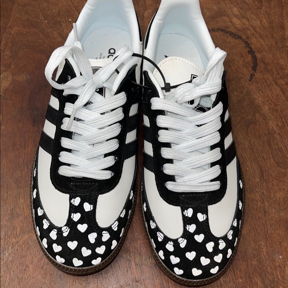 adidas Valentine’s Samba Black and White Heart Sneakers - Picture 12 of 12